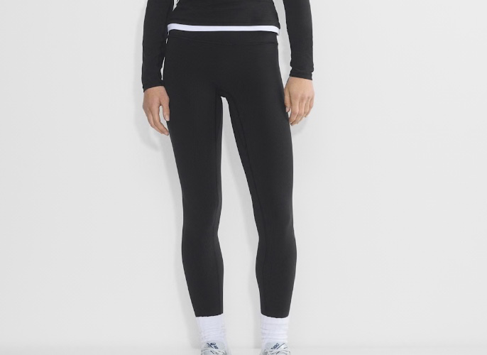 ARITZIA Leggings - COLOR BLACK - SIZE 4