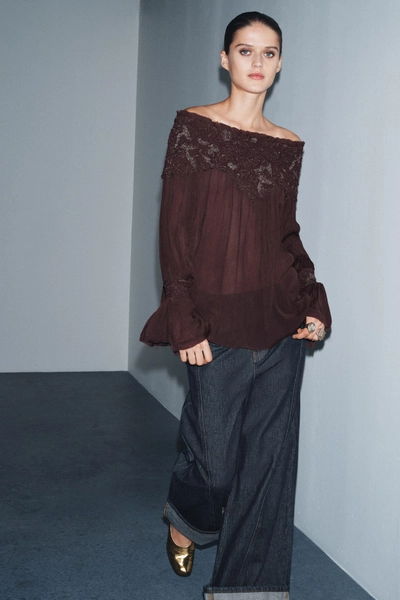 EMBROIDERED BLOUSE ZW COLLECTION LIMITED EDITION