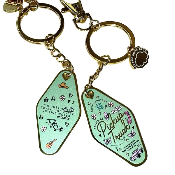 Pickup Truck Metal Hotel Keychain Style Keyring Taylor Swift Debut