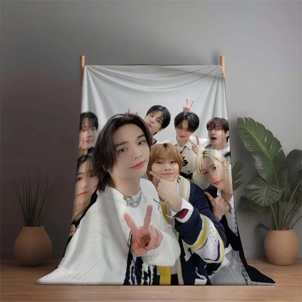 skz självporträtt och gruppfoto. kreativt tema mönstrat filt - Temu Sweden