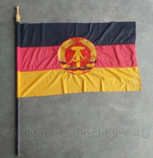 Vlag met stok 1
