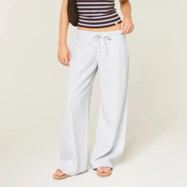 Hollister Women's Feel Good Low-Rise Baggy Sweatpants