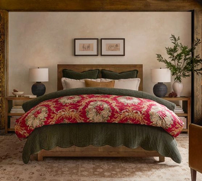 Velvet Scallop Edge Reversible Quilt