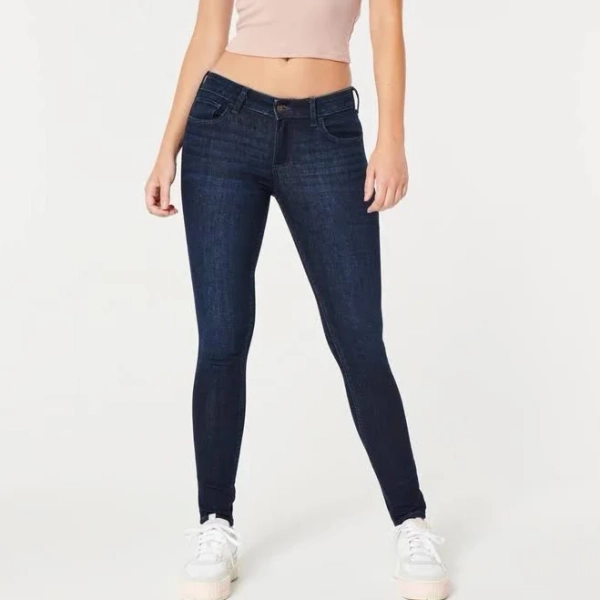 Hollister Women's Curvy Low-Rise Super Skinny Jeans