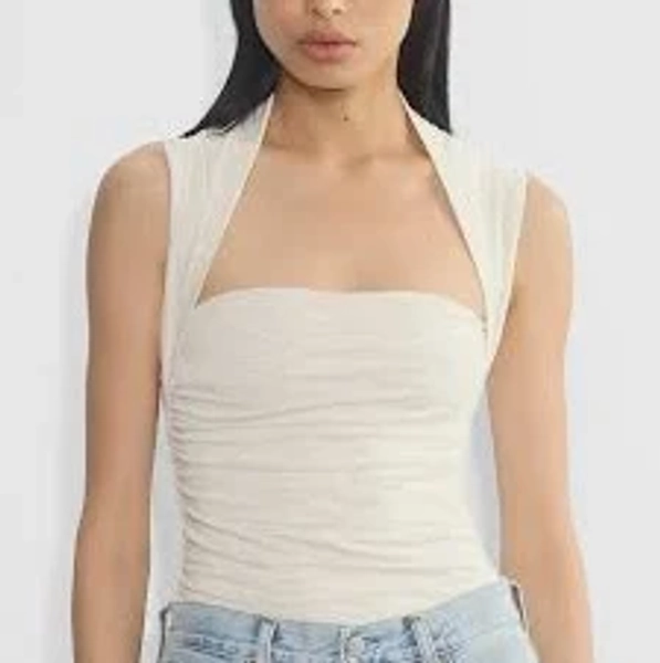 Aritzia Women's Casual Contour Flourish Top