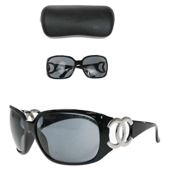 CHANEL CC Logo Sunglasses Eye Wear Plastic Black GHW 6014 Italy 02RF648