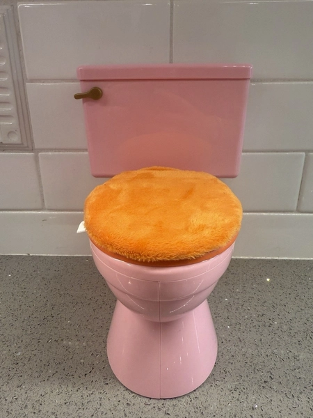 American Girl Doll Julie Groovy Bathroom Replacement Toilet for 18" Dolls WORKS!