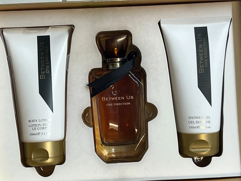 ONE DIRECTION BETWEEN US 3 PC GIFT SET FOR WOMEN - 3.4 OZ EDP SPRAY+5 OZ BL &amp; SG