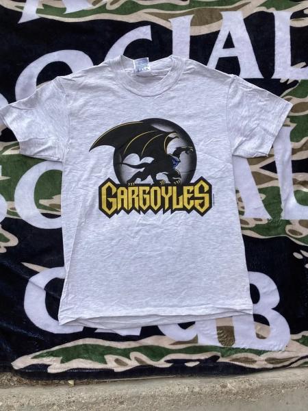 Vtg 90s/Y2K Disney gargoyles cartoon television show Tshirt
