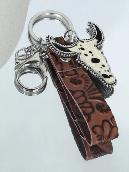 1pc Random Vintage Embossed Leather Cow Head Keychain Car Accessories Bag Charm School Cute Goth Y2k