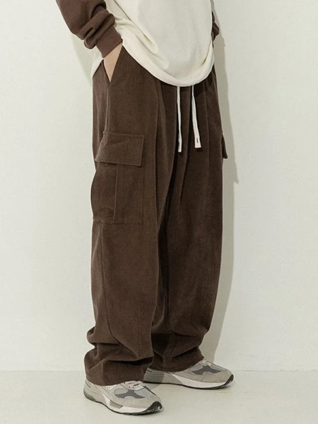 BROWN CARGO PANTS WITH FLAP POCKETS IN RETRO FASHION - S