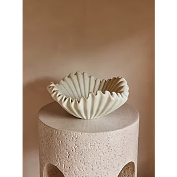 White Wrinkle Flower Bowl