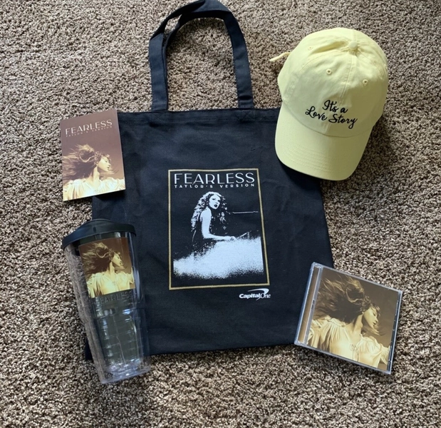Brand New! OFFICIAL Taylor Swift Capital One Fearless Bundle - Tumbler Tote Hat