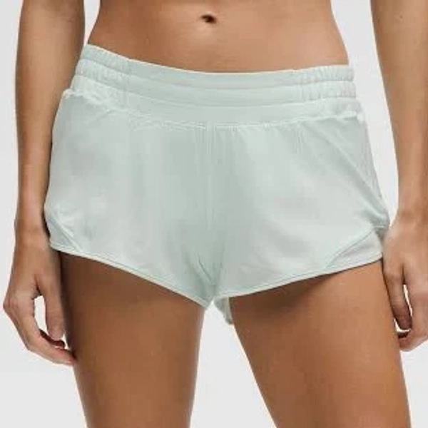 lululemon Hotty Hot Low-Rise Lined Short 2.5