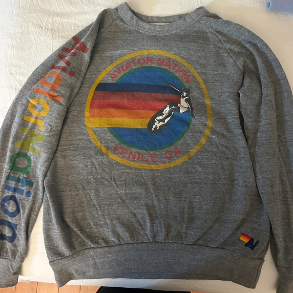 AVIATOR NATION crewneck. Lightly worn. Super cute...