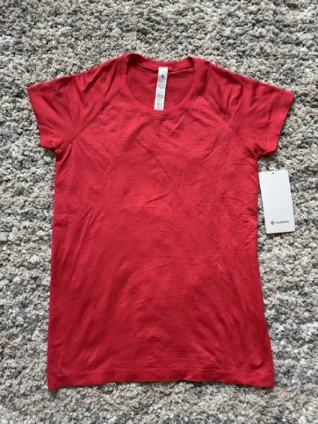 Lululemon Swiftly Tech Short-Sleeve Shirt 2.0