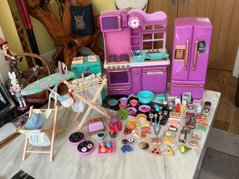 Our Generation Dolls Gourmet Kitchen &amp; Laundry Bundle &amp; Accessories VGC
