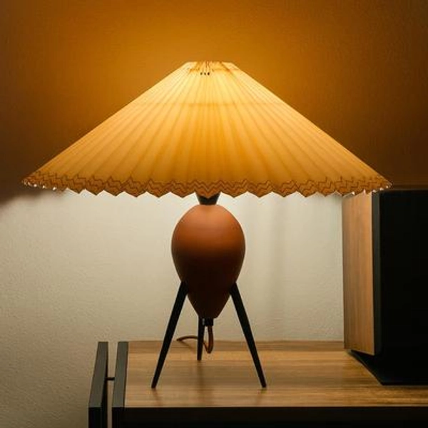 Wooden Table Lamp (BLACK)