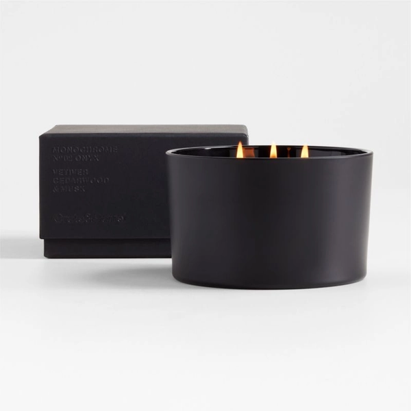 Monochrome No. 02 Onyx 3-Wick Scented Candle - Vetiver, Cedarwood and Musk