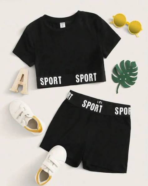 SHEIN Tween Girl Casual Street Fashion Sports Graphic Print Top & Shorts Set