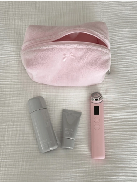 Cute Bow Make Up Bag Cute Bow Knot Pattern Toiletries Bag Travel Make Organizer Zipper Pouch,Quilted Cosmetics Bag, Stylish Foldable Commuter Makeup Bag For Brushes Aesthetic Cosmetic Bag For Gift ,Friend ,Girls ,Student Quilted Floral Flower Zippered Makeup Bag Cute Floral Cosmetic Bagtravel Essentials Bag For School Vacation Holiday Back To School Supplies Travel Bag For Women