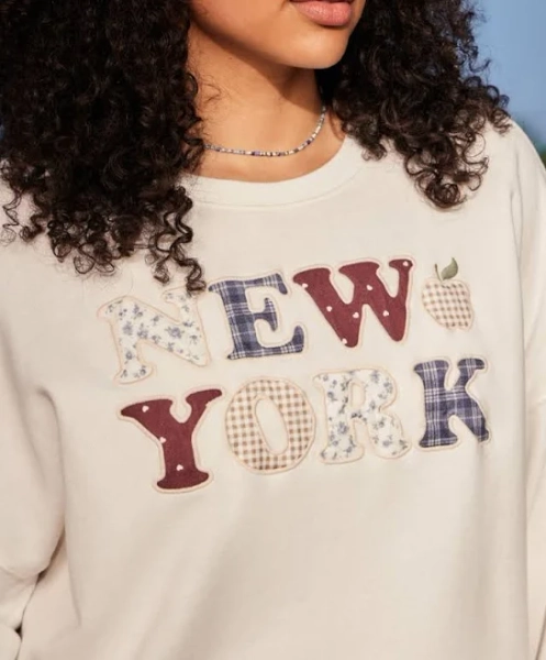Women's Oversized Graphic Crew Sweatshirt