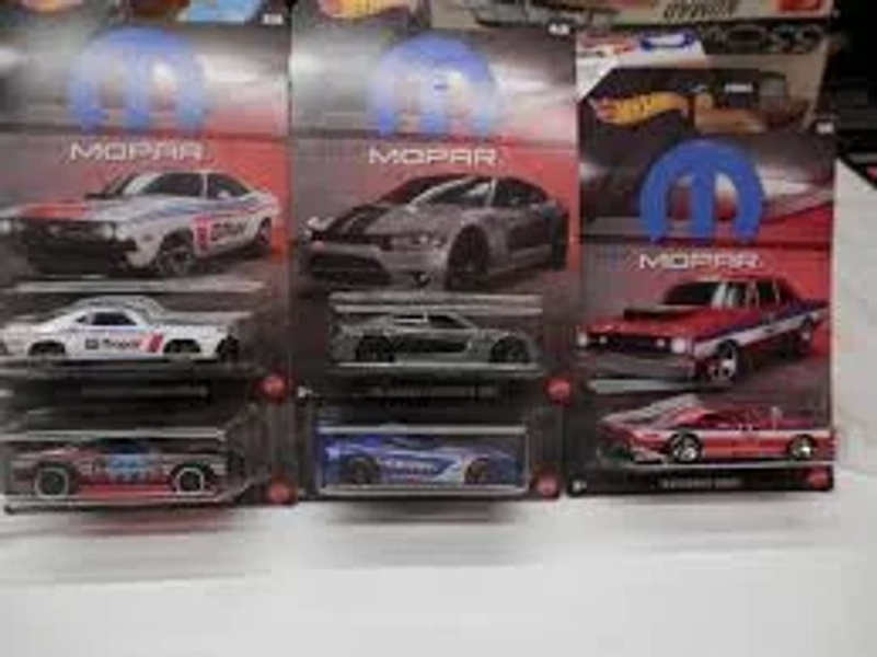 Hot Wheels 2022 Dodge MOPAR Walmart Exclusive Complete Set of 5 Cars
