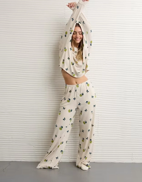 AE Luxe Plush Grinch PJ Pant Set