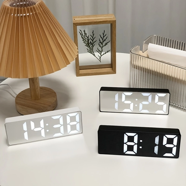 1pc Modern LED Digital Alarm Clock with Mirror - Silent Operation, USB-Powered, 24-Hour Display, Date & Temperature, Compact Desktop Clock for Home Office Decor, Ideal Gift For Tech Enthusiasts, Alarm Clock For Bedroom, Office Timepiece