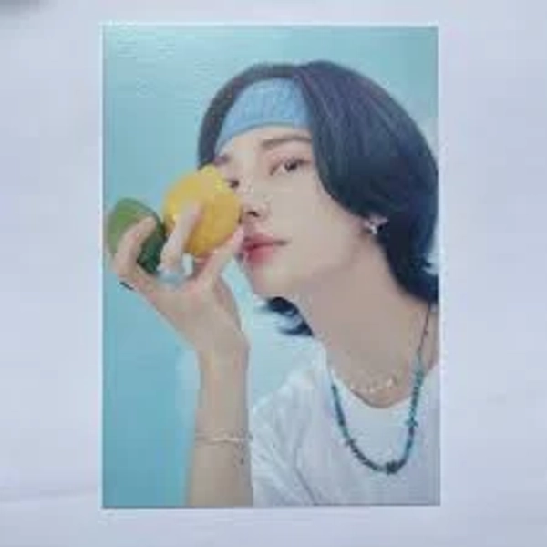 (RESTOCK) Stray Kids Welcome Kit Hyunjin Postcard