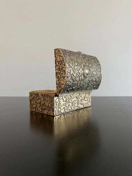 Vintage metal dresser box, chest shaped jewelry box