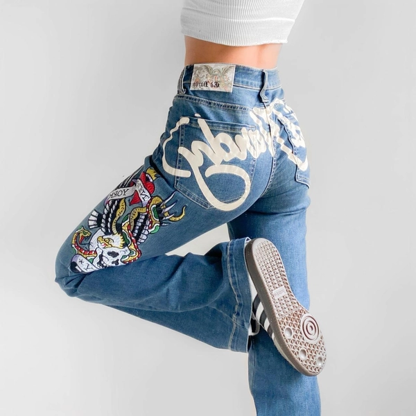 Ed Hardy Logo Skull Graphic Flare Jeans  ✨

Next day...
