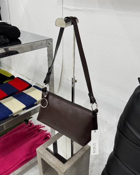 shoulderbag leather brown