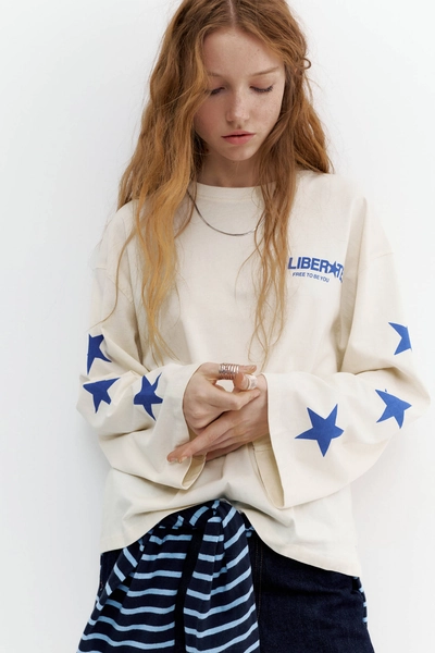 T-shirt met lange mouwen en sterrenprint