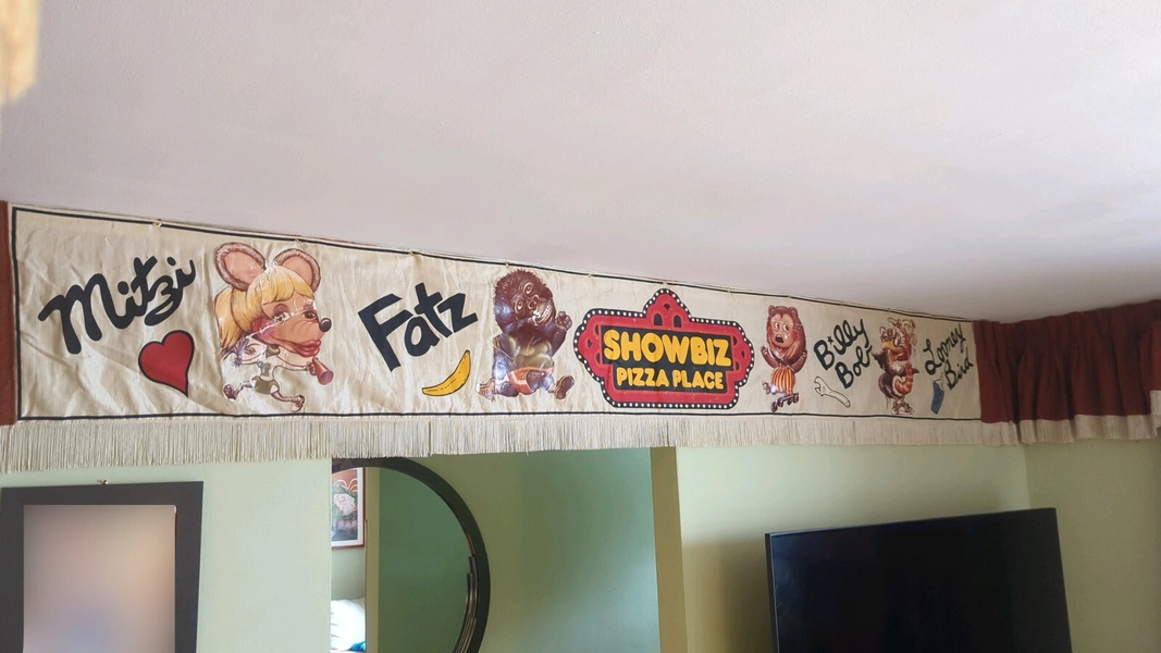 Rock-afire Curtain Valance Showbiz Pizza Animatronic Chuck E Cheese CEC FNAF