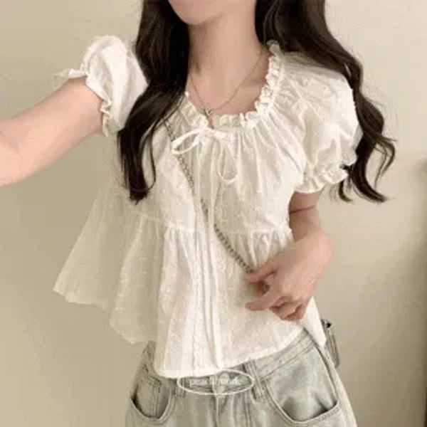 Kanin Ribbon Lace Punching Off-Shoulder Crop Short Sleeve Blouse