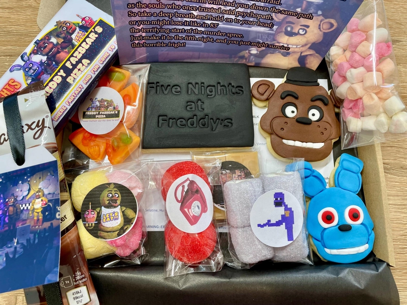 Five Nights at Freddy's Letterbox Gift , FNAF Treat Box with Handmade Cookies & Snacks