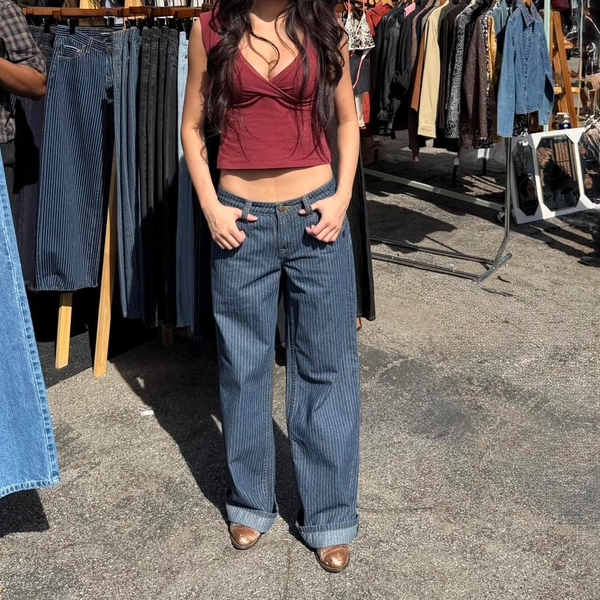 Low Rise Baggy Jeans