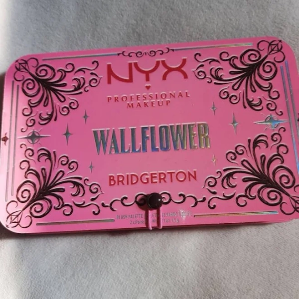 NYX Bridgerton Blush Palette NEW - New Beauty