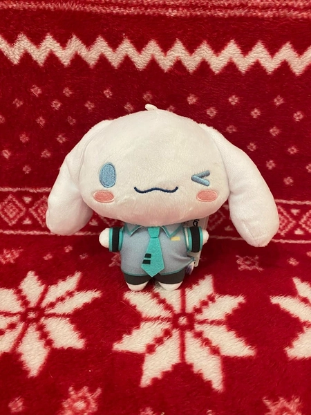 SEGA Sanrio Hatsune Miku X Cinnamoroll Mini Plushie