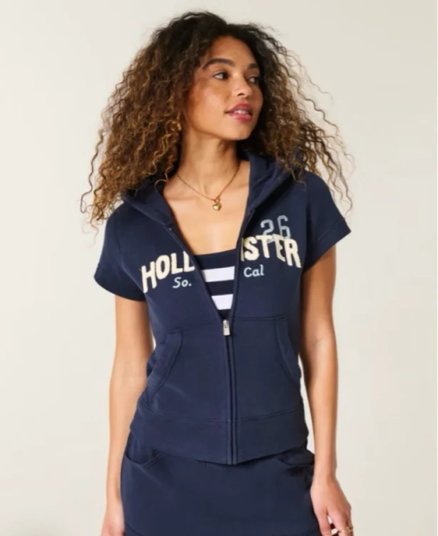 Hollister Feel Good Short-Sleeve Logo Graphic Hoodie