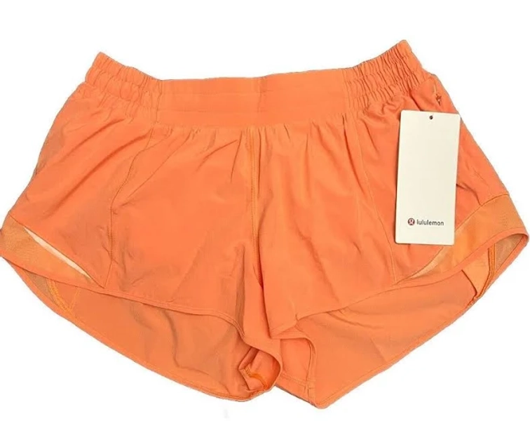 Lululemon Hotty Hot Low Rise Short 2.5” Lined Size 10 Coral Kiss CRLK