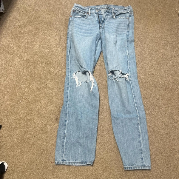 american eagle light wash distressed straight leg...