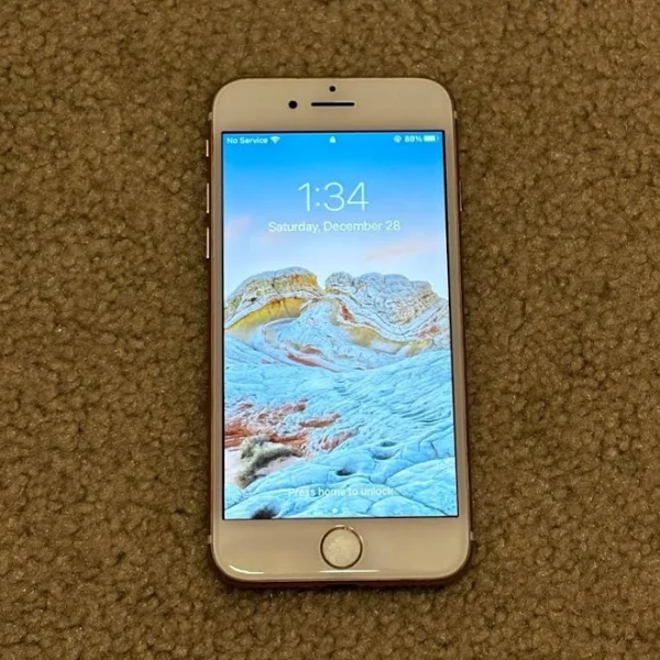 Apple iPhone 7 32GB Unlocked - New Electronics