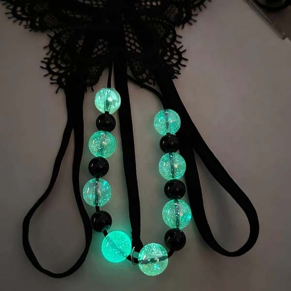 Glow-in-the-dark Double-row Large Pearl G-string with a 0.63inch Diameter Opening