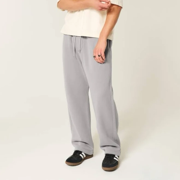 Hollister Baggy New York Graphic Sweatpants