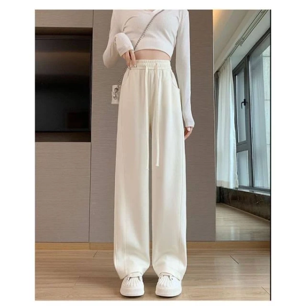 High-Rise Baggy Sweatpants with Two Side Pockets