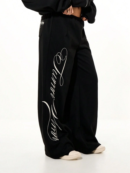 SUMWON WOMEN Oversized Wide Leg Contrast Embroidered Script Graphic Jogger Sweatpants With Drawstring Waist And Side Pockets