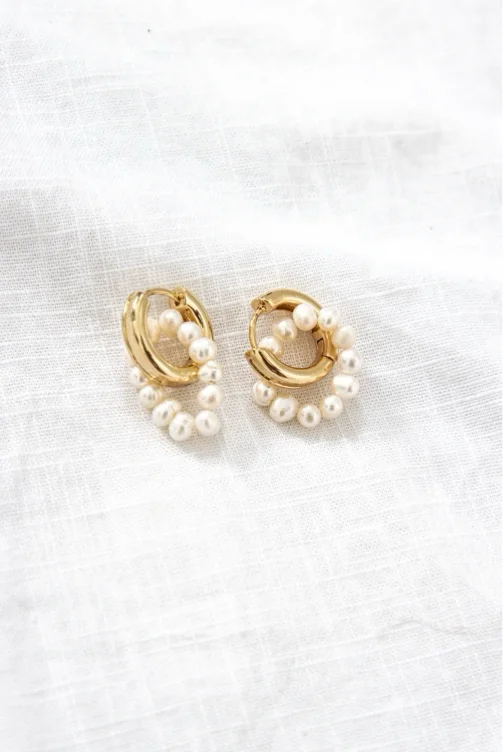 Forever Linked Earrings Gold | Hello Molly