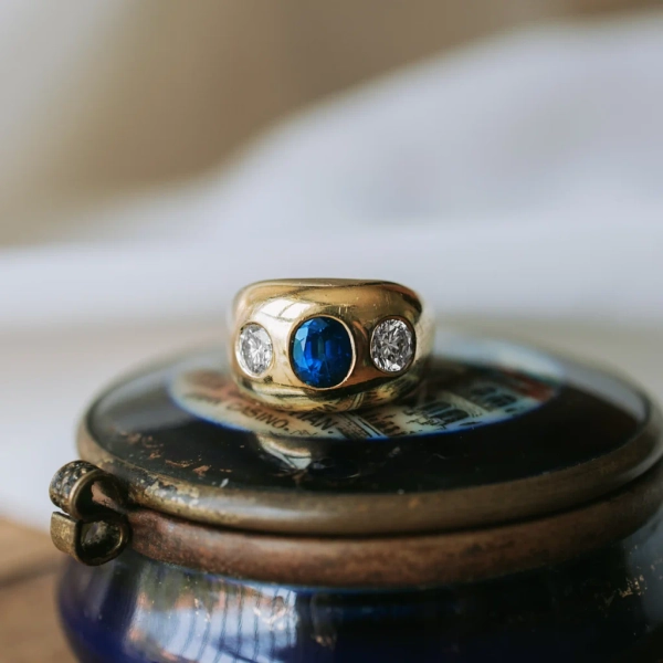 Tresillo zafiro y diamantes | Urbieta